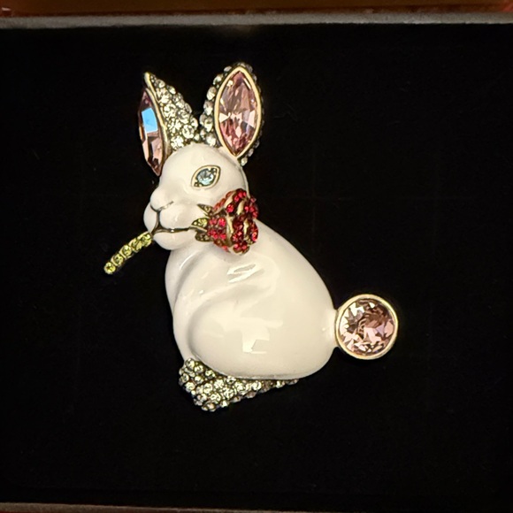 Heidi Daus White and Red Rabbit Figurine - Picture 2 of 2